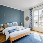 #2bedrooms #artsetmetiers #republique Apartment